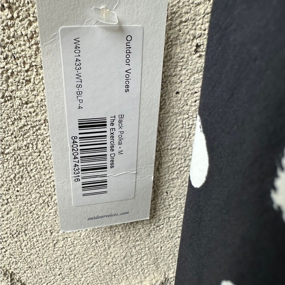 RARE NWT Outdoor Voices Exercise Dress Polka Dot Size M - Picture 6 of 7